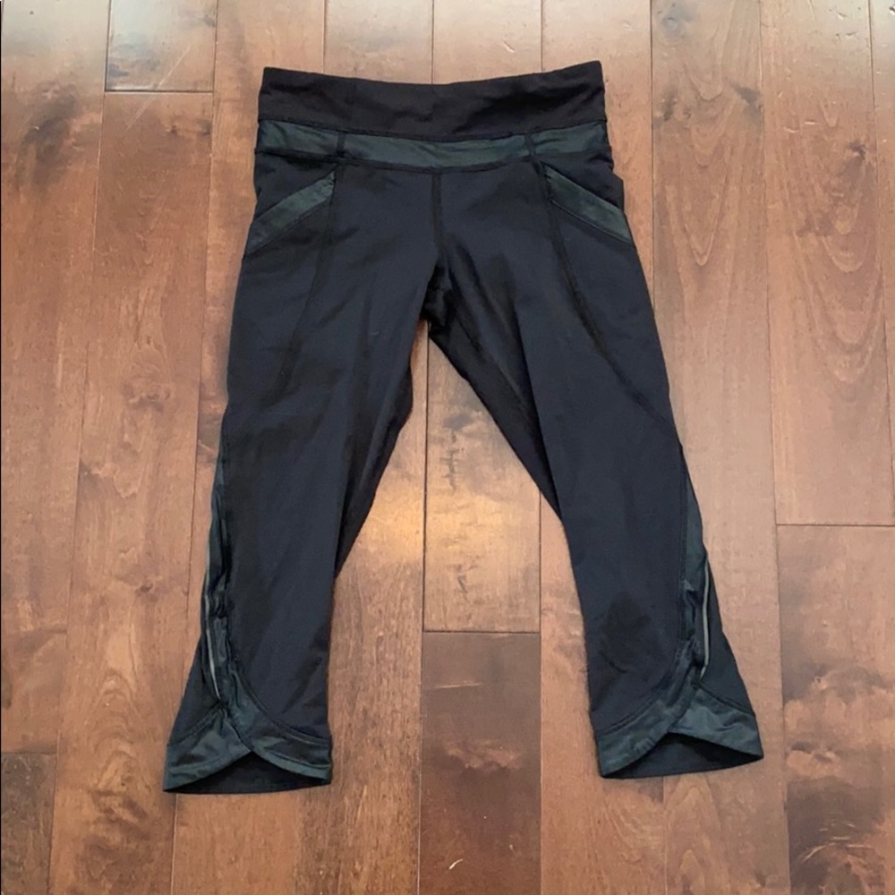 Lululemon Mid Rise Crop Leggings